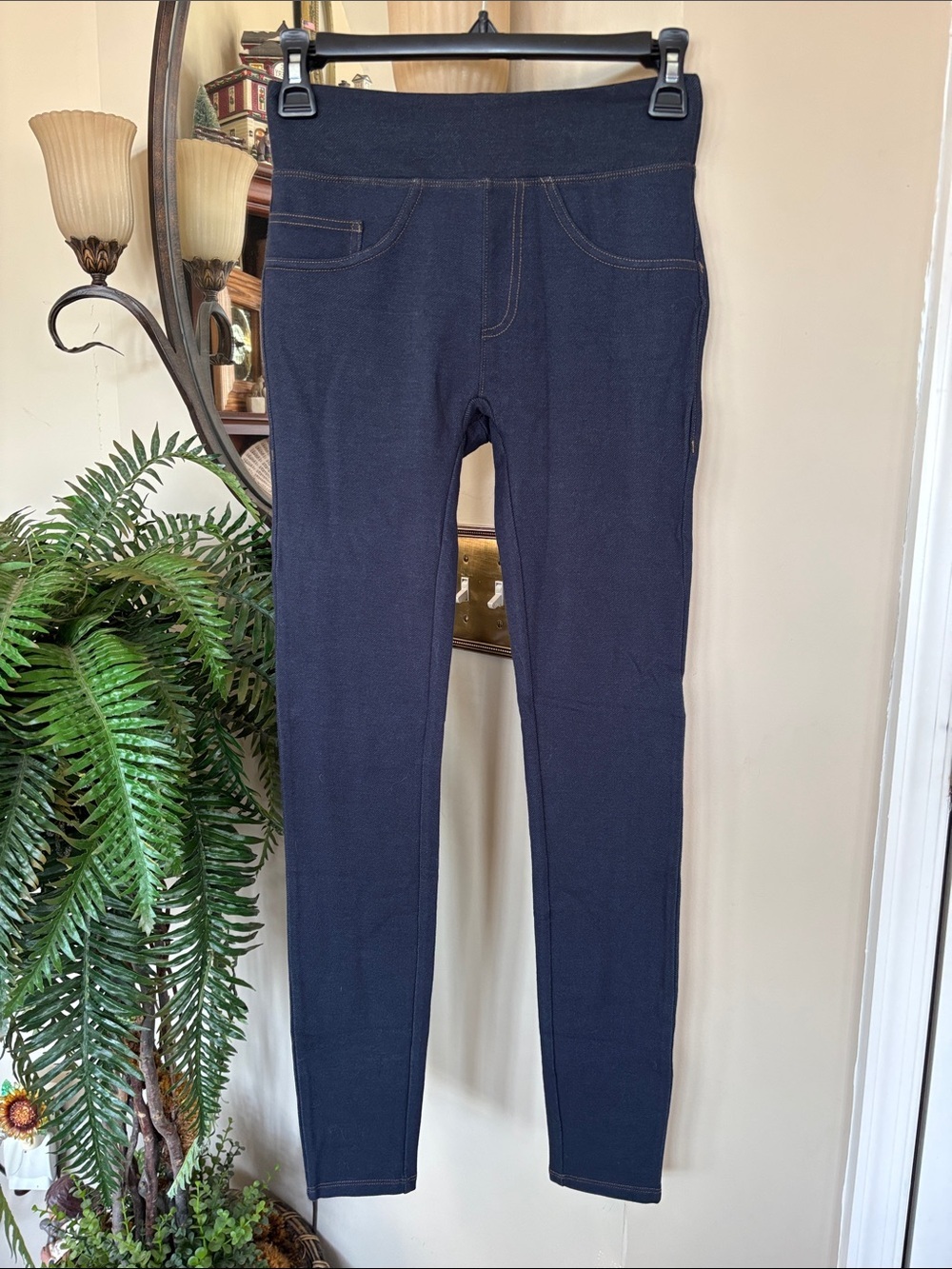 Spanx Red Hot High-Rise Dark Blue Wash Jeggings Pull On Stretch Slim Fit Jeans